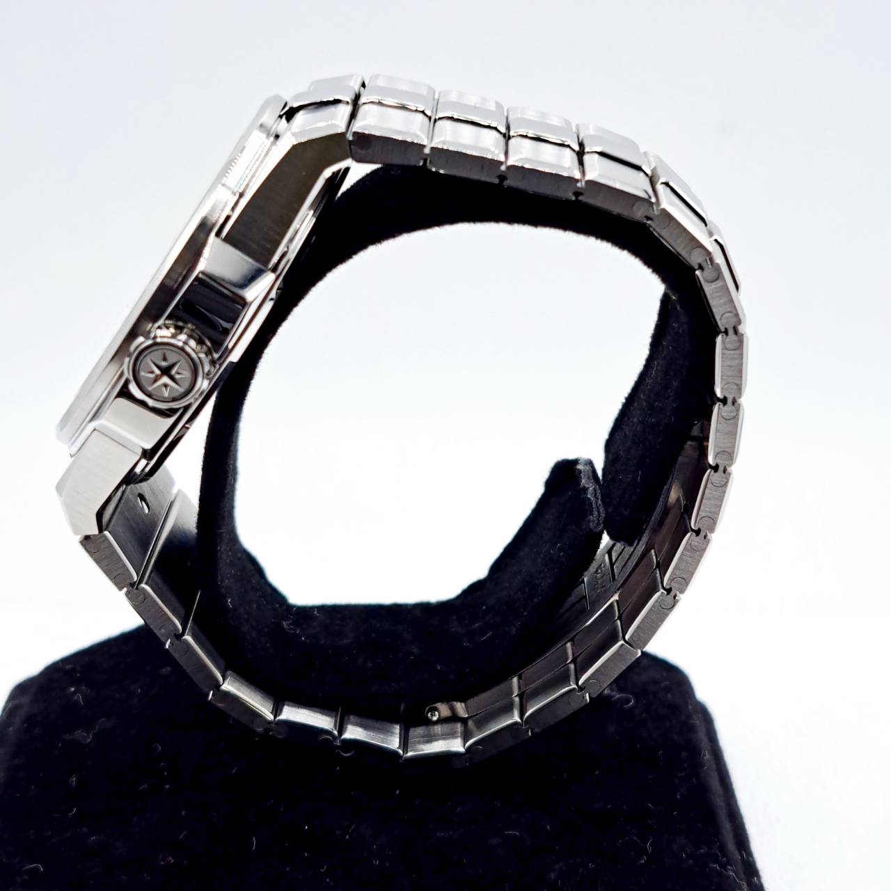 사전 소유의 쇼파드 알파인 이글 대형 298600-3001 블루 41mm
