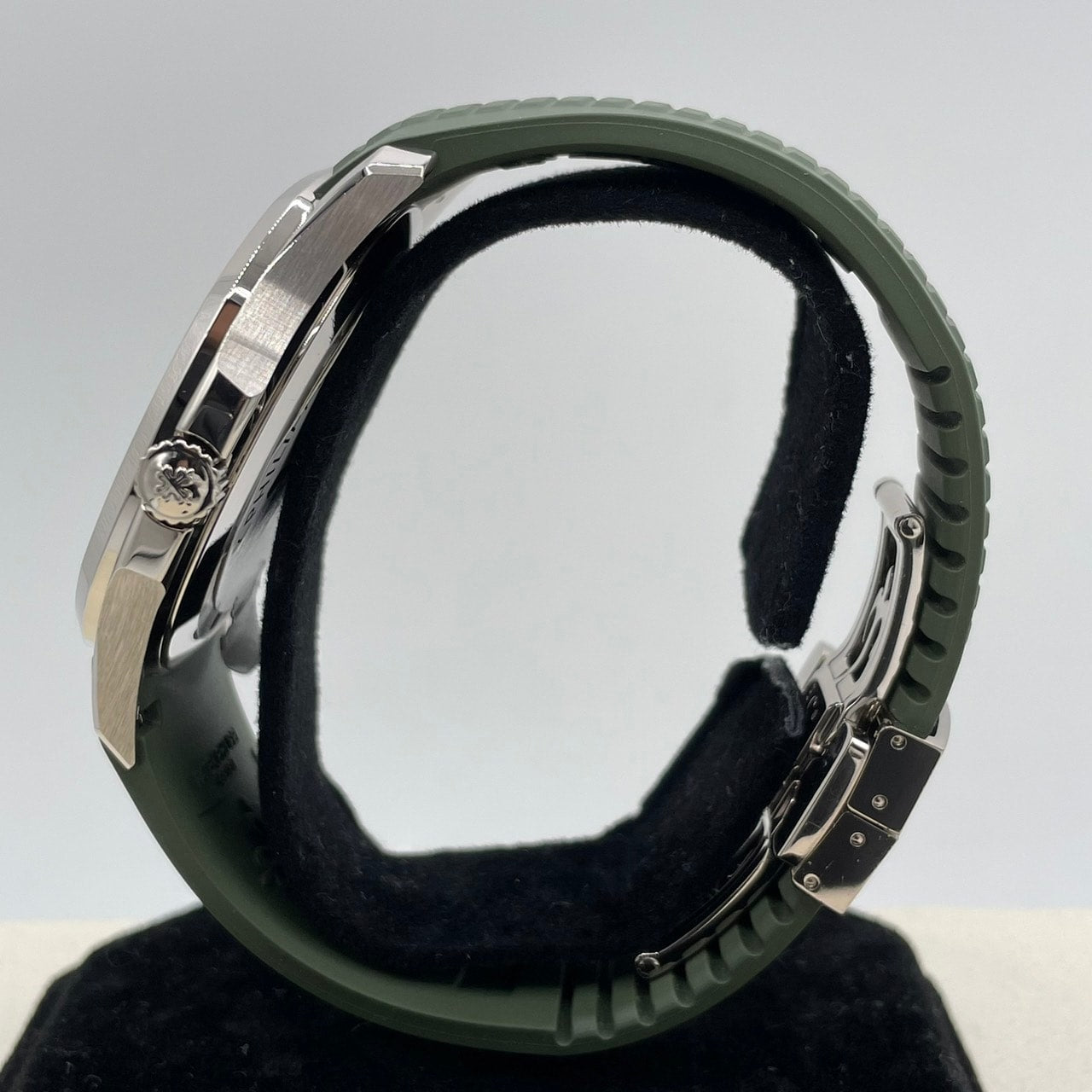 プレオウンド 【高年式】パテックフィリップ アクアノート 5168G-010 カーキ 42.2mm