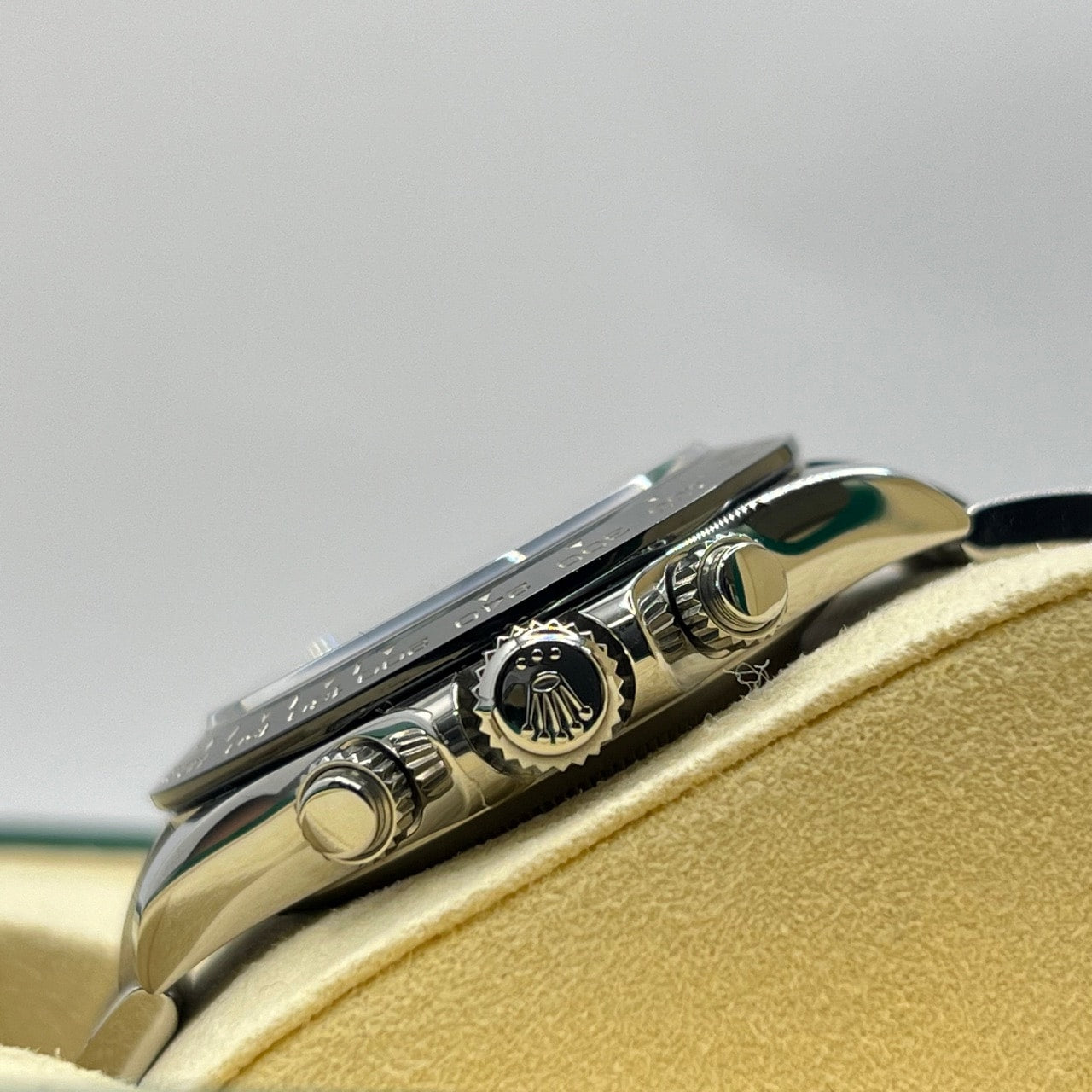 プレオウンド ロレックス デイトナ 116500LN オイスターブレスレット ホワイト 40mm
