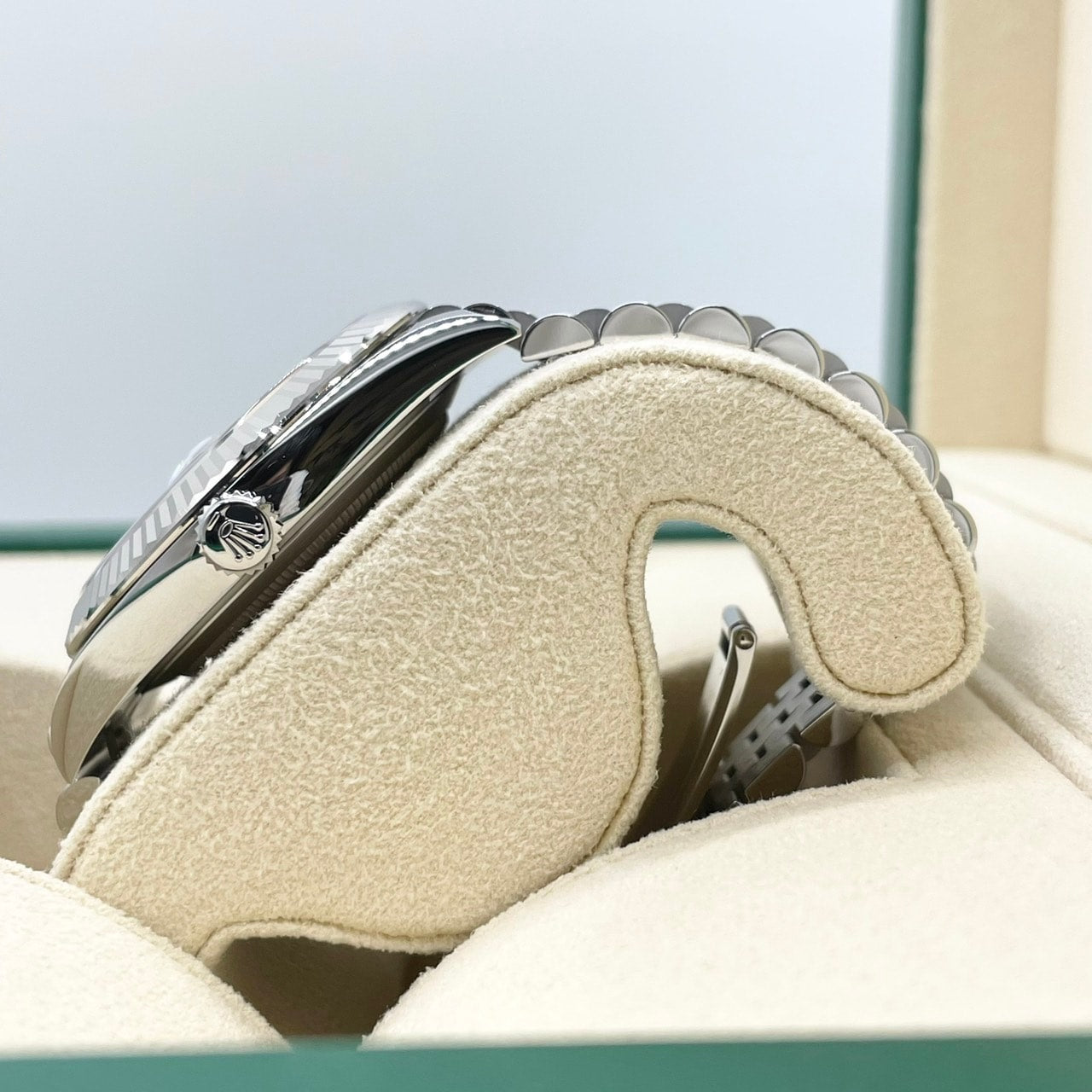 プレオウンド ロレックス デイトジャスト 126334 スレートジュビリーブレスレット 41mm