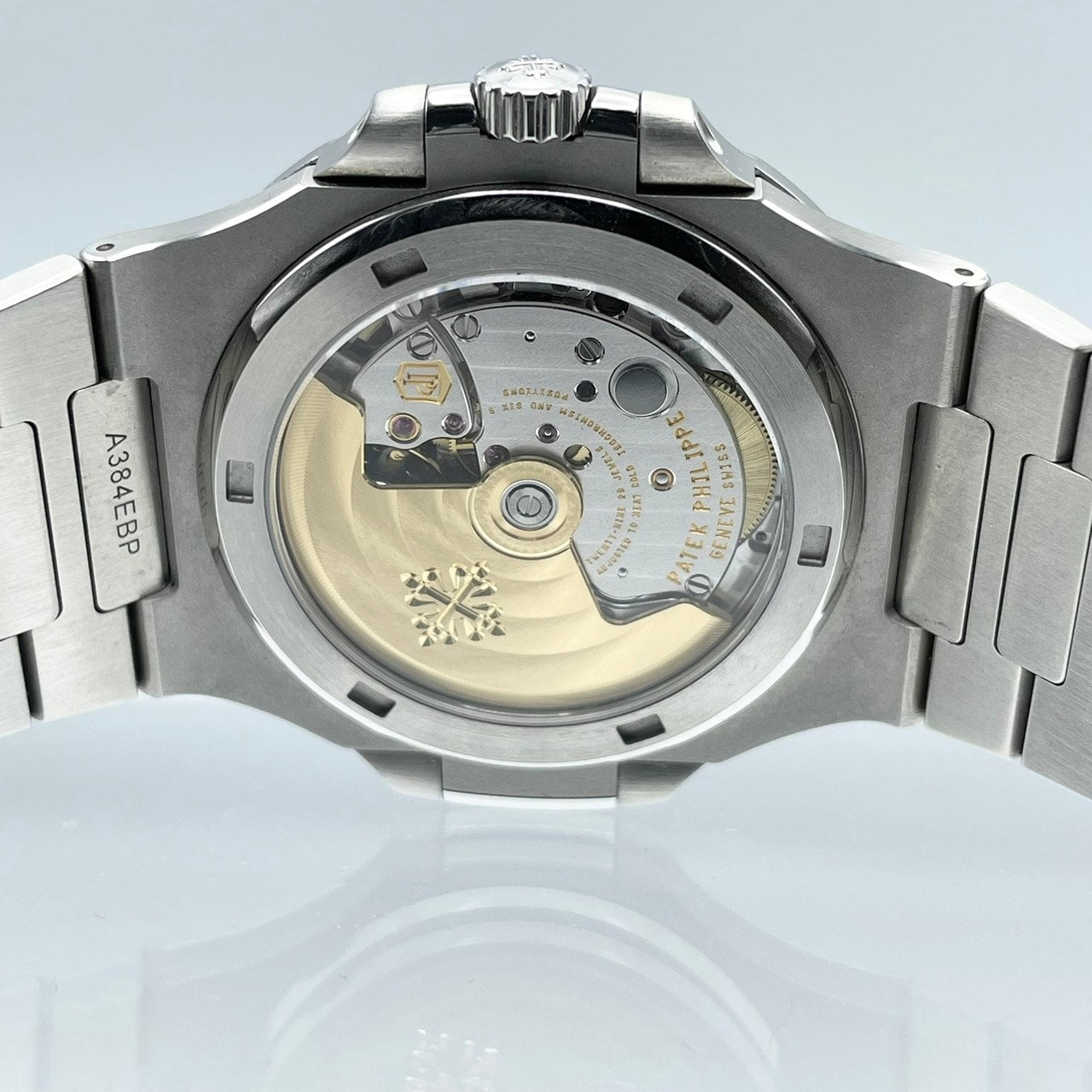 プレオウンド パテックフィリップ ノーチラス 5711/1A?010 ステンレススチールブラック・ブルー 40mm