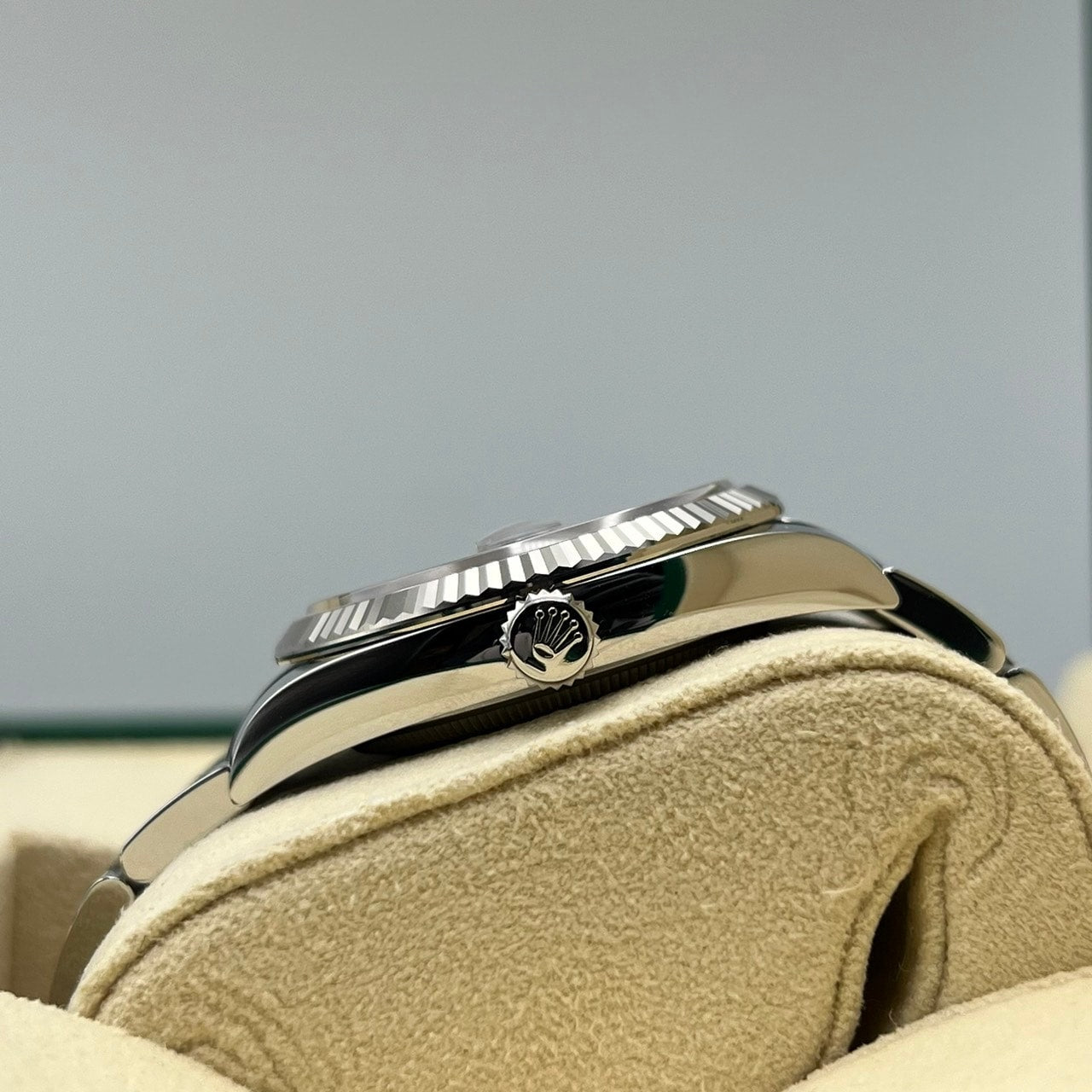 プレオウンド ロレックス デイトジャスト 126234G ブライトブルー ステンレス+ホワイトゴールド オイスターブレスレット 36mm