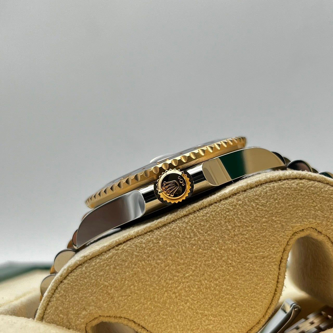 Pre-Owned Rolex GMT Master II 126713GRNR 40mm