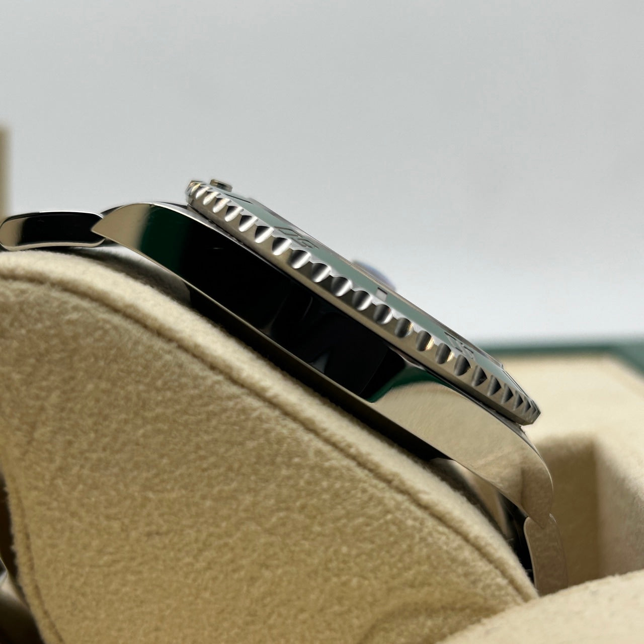 Pre-Owned Rolex Submariner Date 126610LV Oyster Bracelet Black