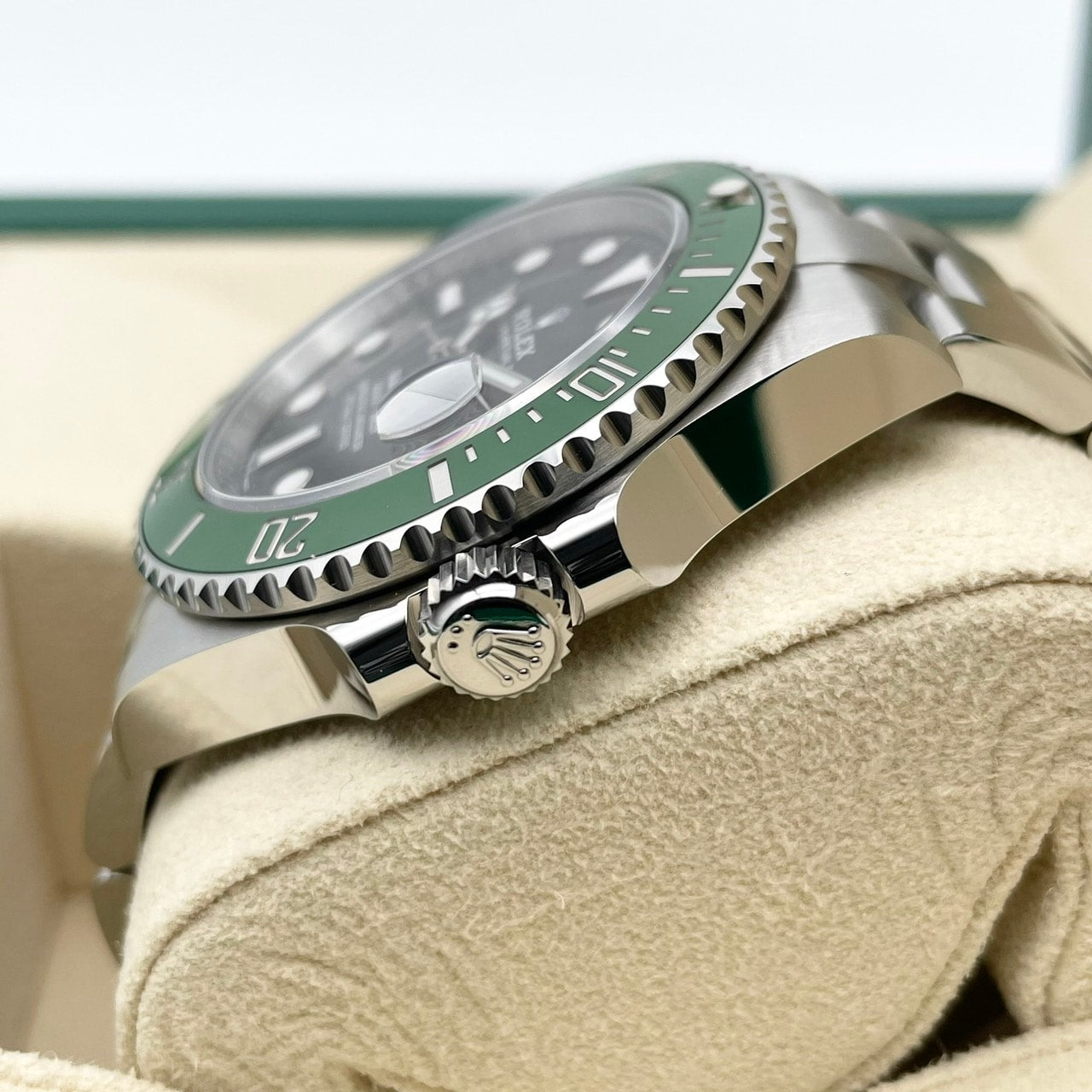 Pre-Owned Rolex Submariner Date 126610LV Black 41mm