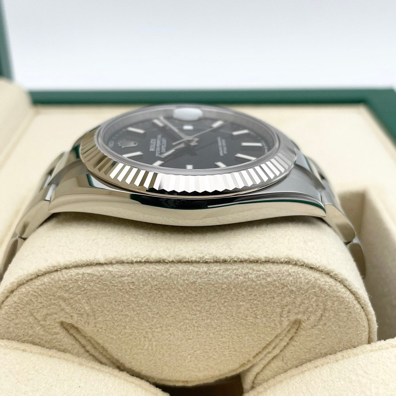 プレオウンド ロレックス デイトジャスト 126334 ブラック 41mm