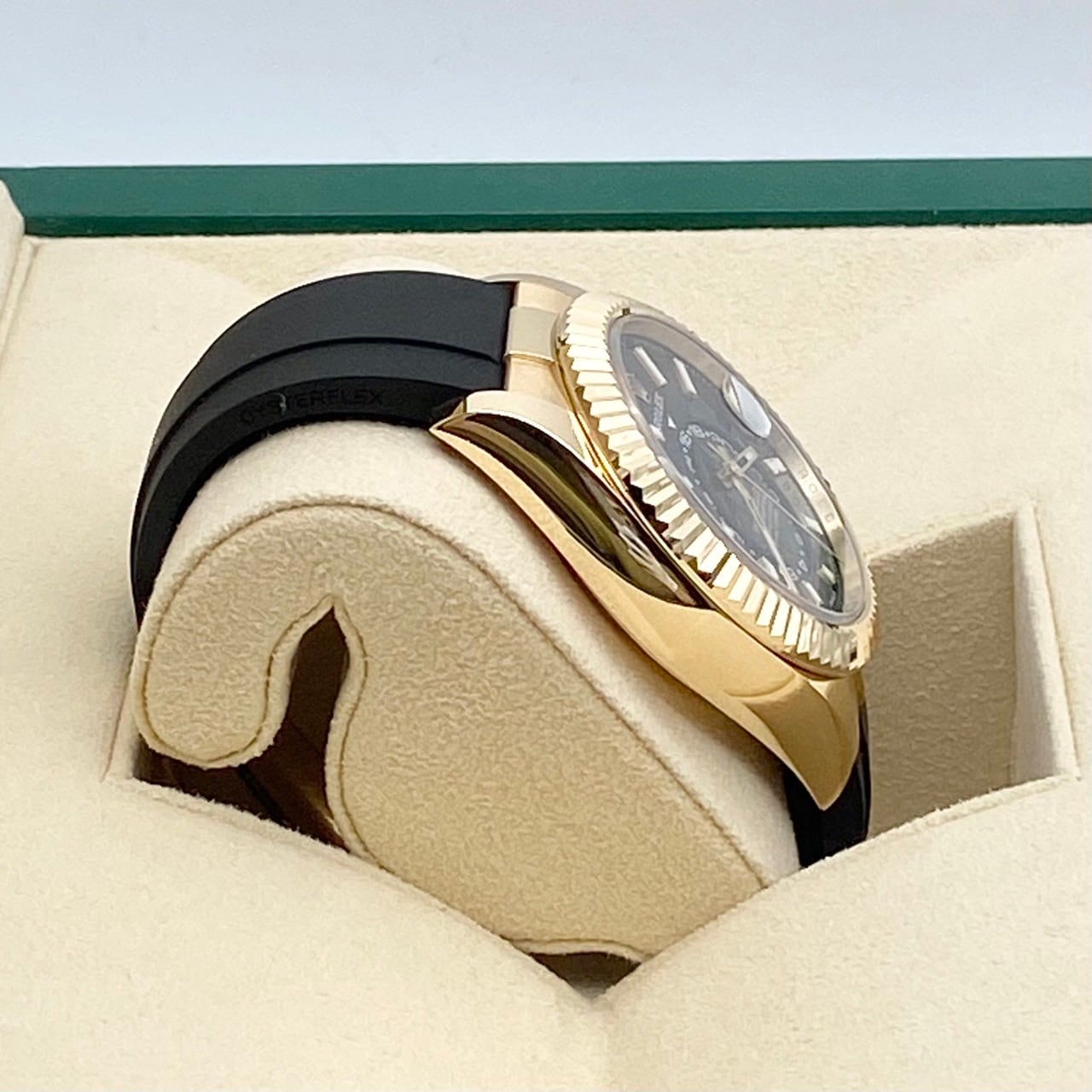 사전 소유의 롤렉스 스카이 거주자 326238 블랙 40mm