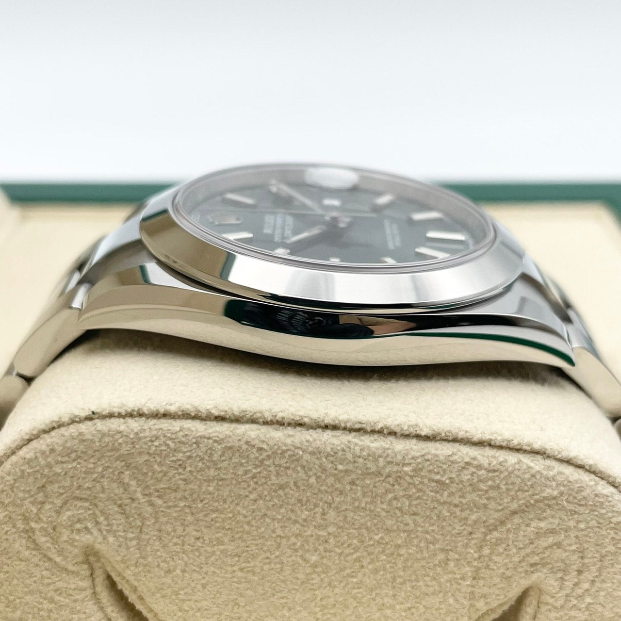 プレオウンド ロレックス デイトジャスト 126300 ミントグリーン オイスターブレスレット 41mm