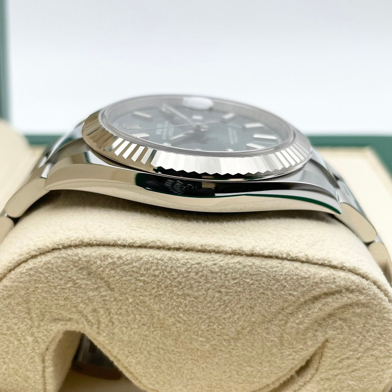 プレオウンド ロレックス デイトジャスト 126334 ミントグリーン オイスターブレス 41mm