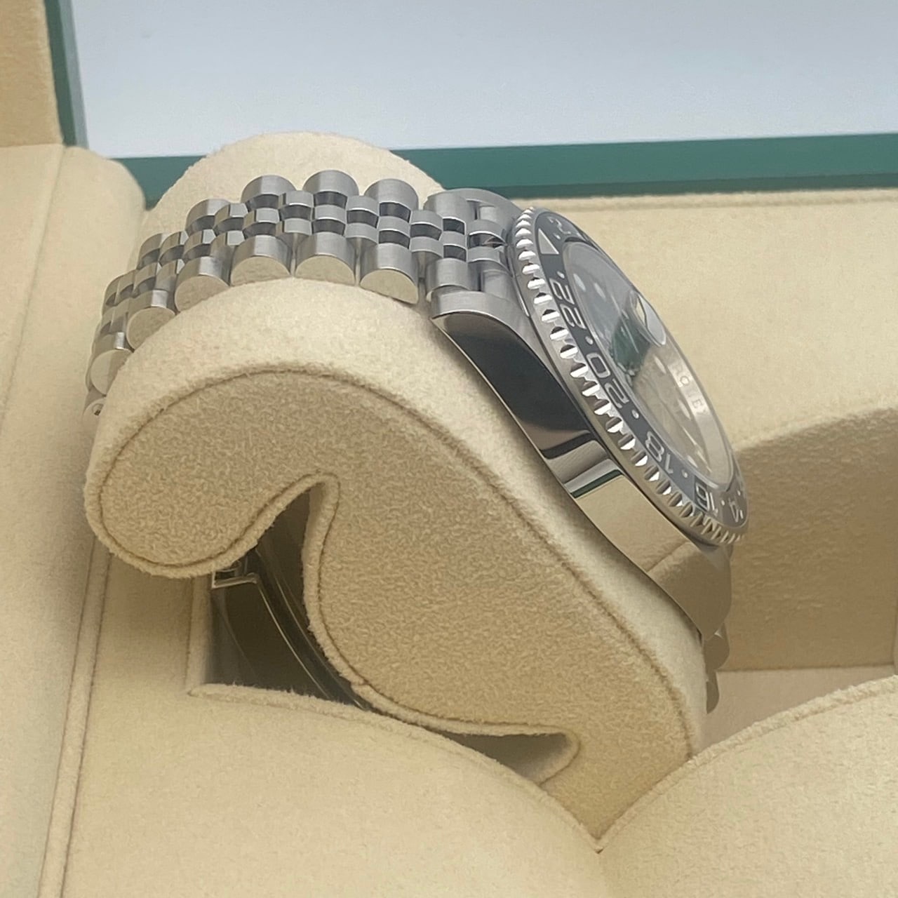 プレオウンド ロレックス GMTマスターII 126710GRNR ブラック オイスターブレス 40mm