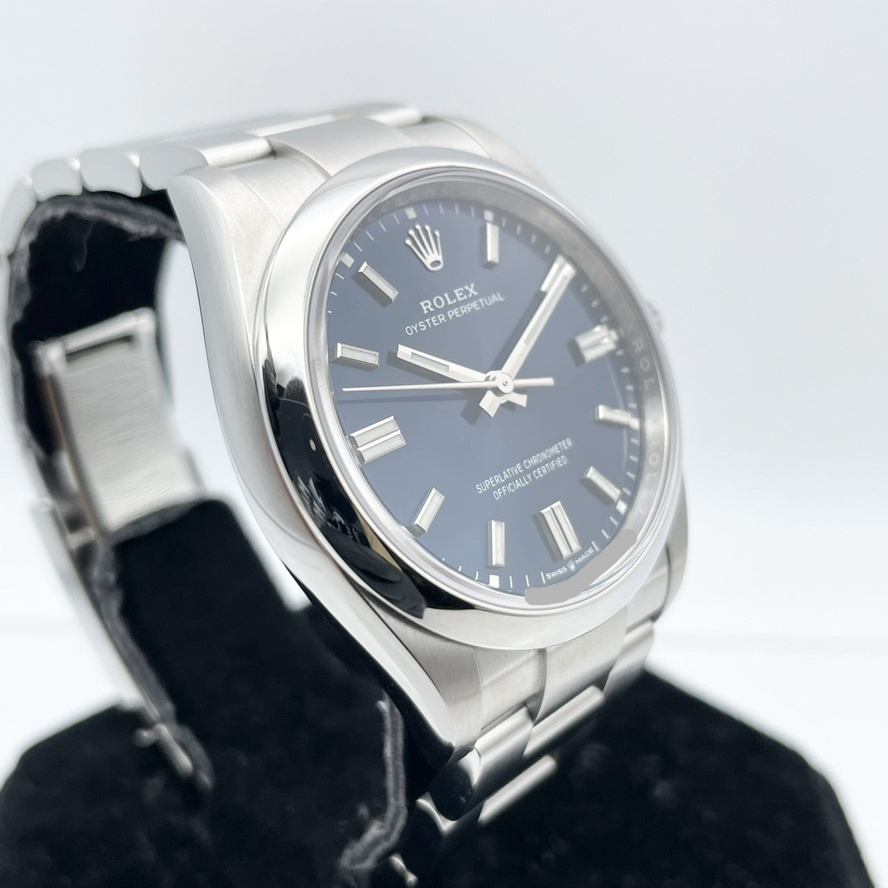 劳力士 Oyster Perpetual 126000 Oyster 表带 亮蓝色 36 毫米