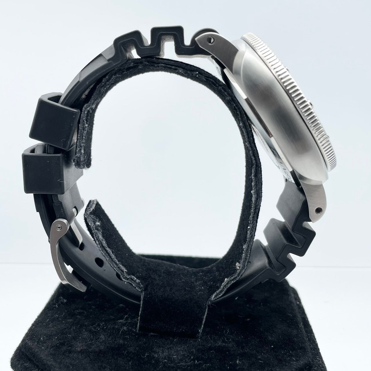 プレオウンド パネライ サブマーシブル PAM02223 ホワイト 42mm