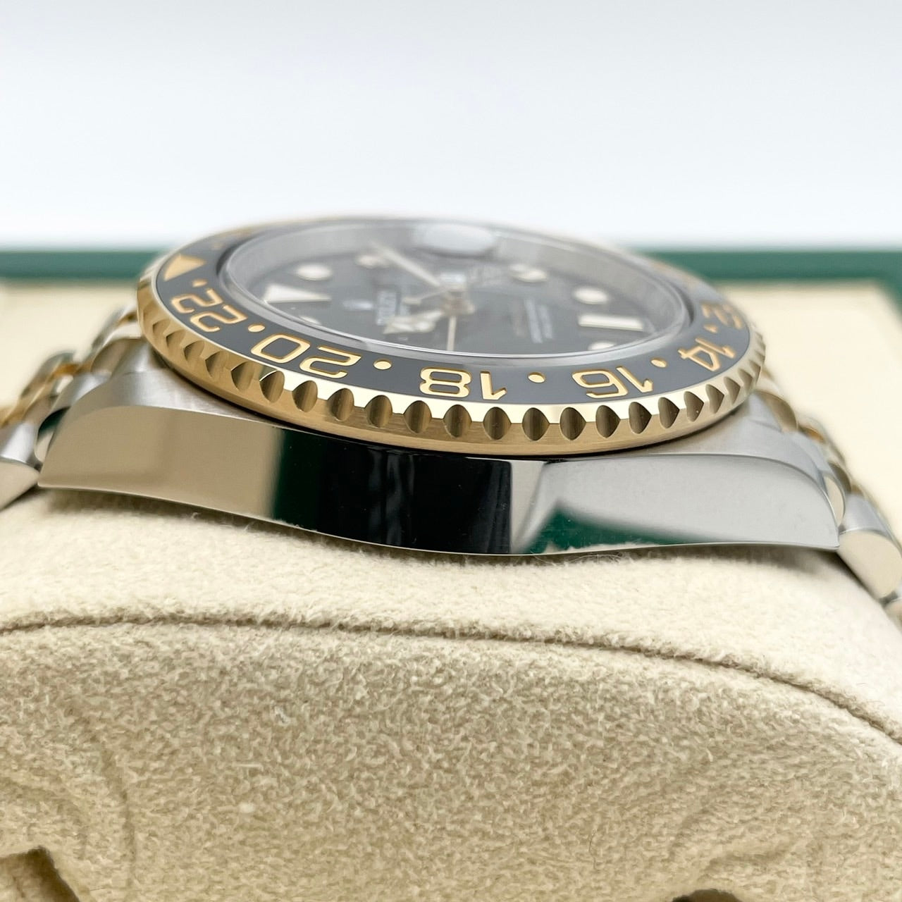 プレオウンド ロレックス GMTマスターII 126713GRNR ブラック 40mm