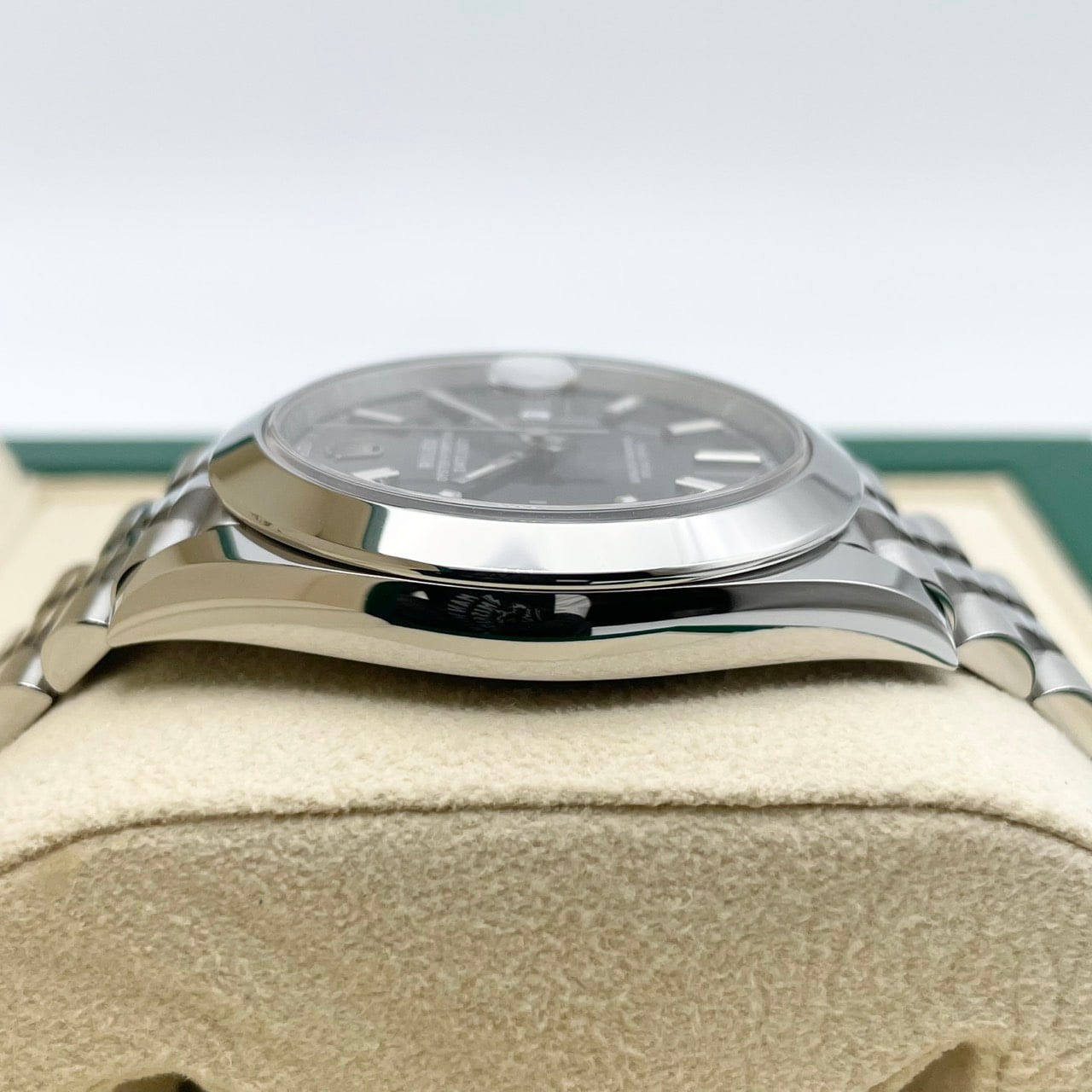 プレオウンド 【歳末大特価!】ロレックス デイトジャスト 126300 ジュビリーブレスレット スレート 41mm