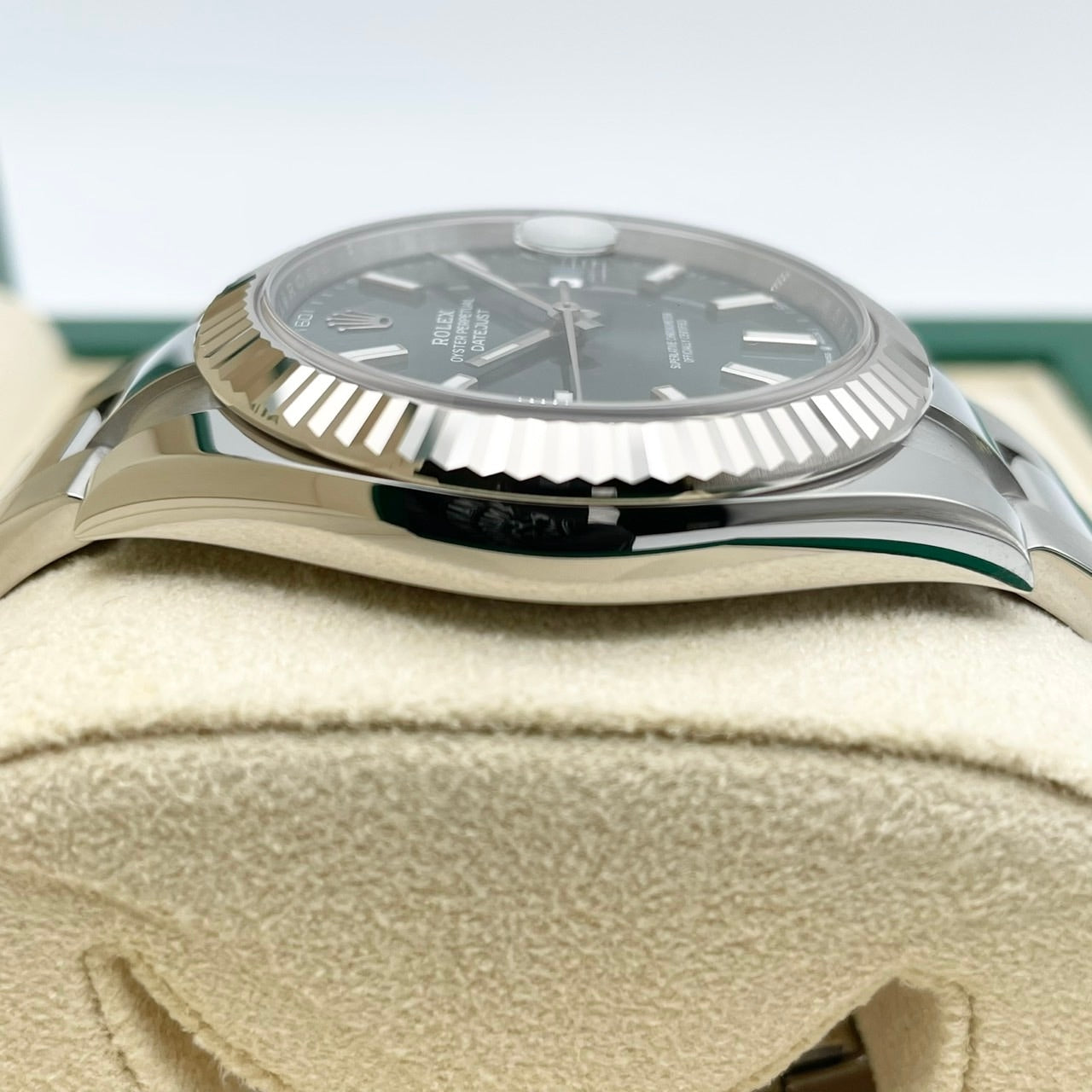 プレオウンド ロレックス デイトジャスト 126334 ミントグリーン オイスターブレス 41mm