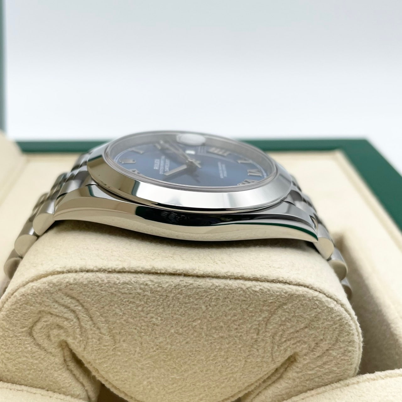 プレオウンド ロレックス デイトジャスト 126300 アズーロブルー ローマン ジュビリーブレス 41mm