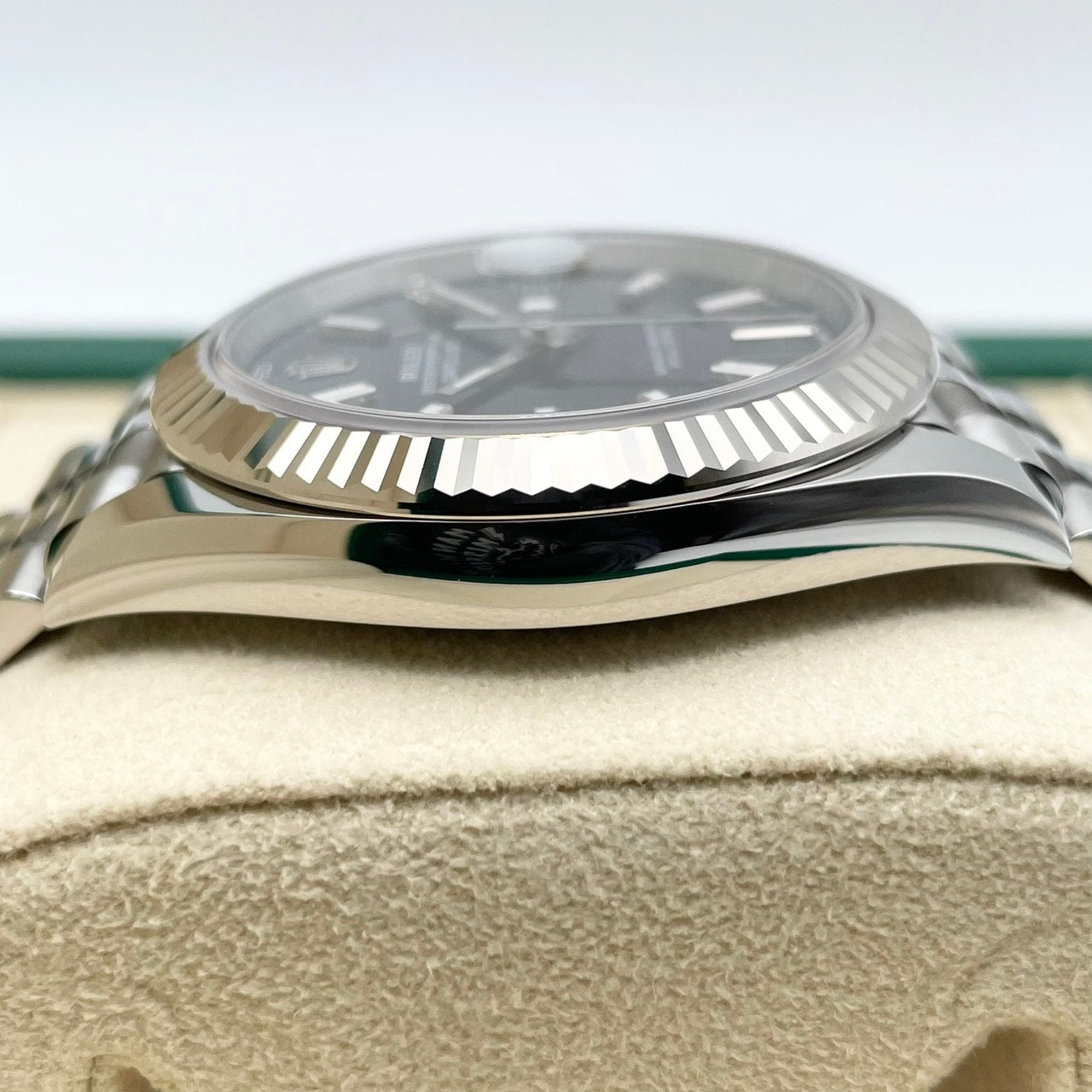 プレオウンド ロレックス デイトジャスト 126334 ブライトブルー ジュビリーブレスレット 41mm