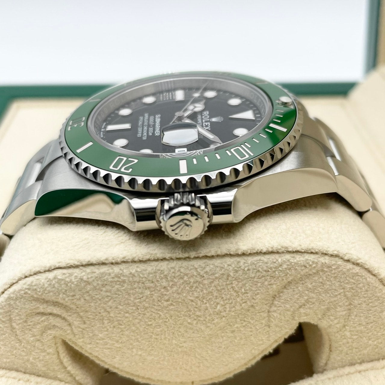 Pre-Owned Rolex Submariner Date 126610LV Oyster Bracelet Black 41mm