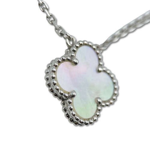 Pre-Owned Van Cleef & Arpels Vintage Alhambra Pendant VCARF48700 Mother of Pearl White Gold