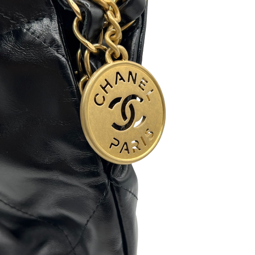 プレオウンド CHANEL シャネル22 チェーンショルダー シャイニーカフスキン AS3260