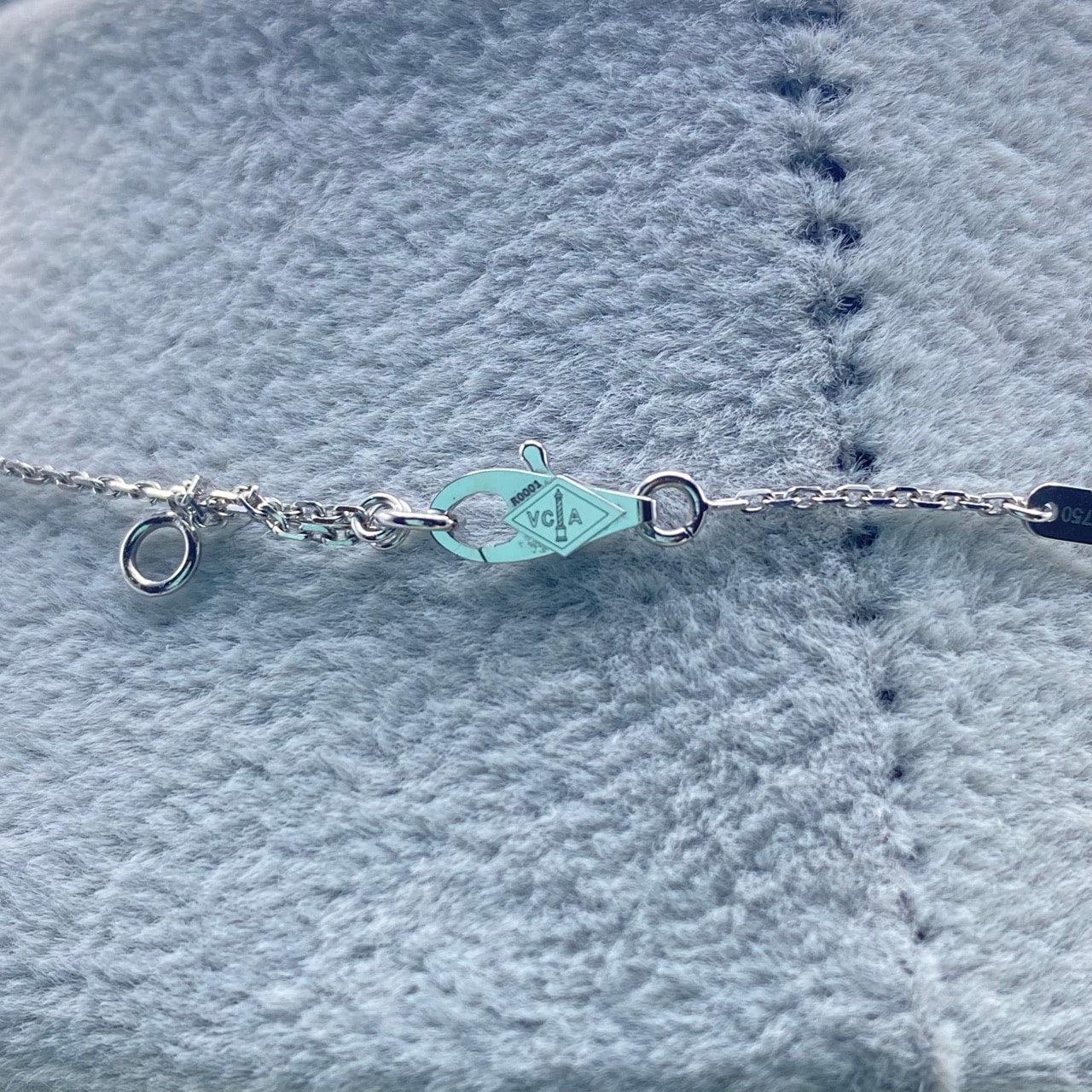 Van Cleef & Arpels Frivol 펜던트 VCARP0J400
