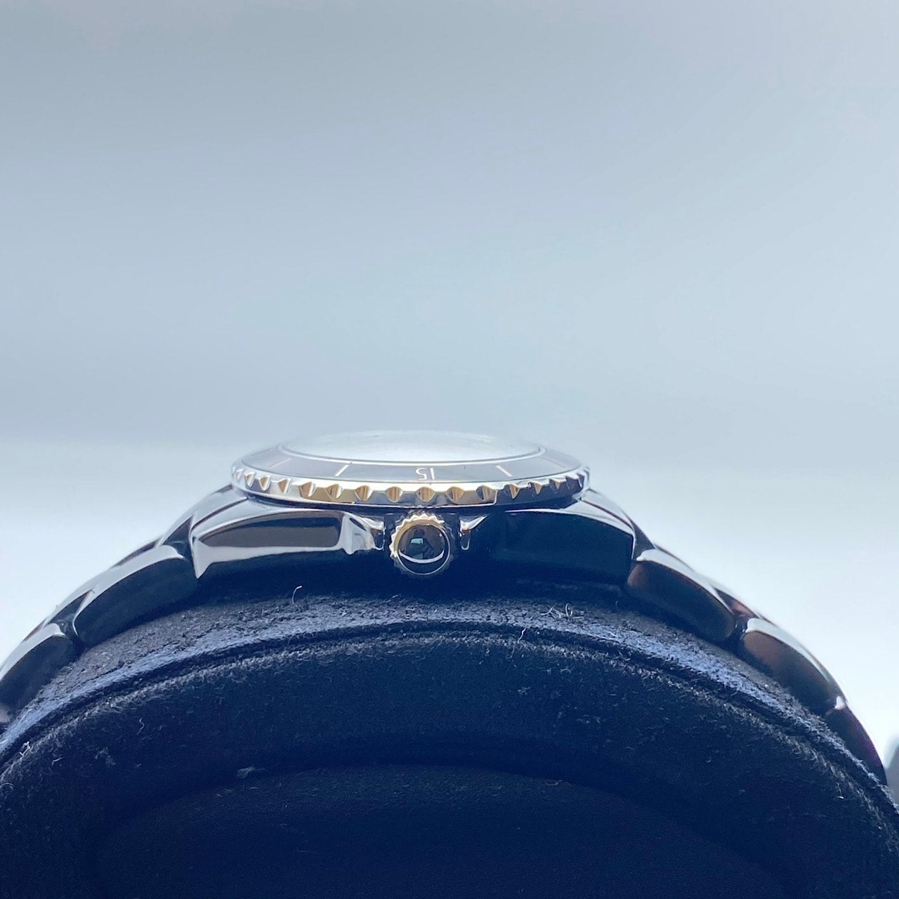 Pre-Owned Chanel J12 H5695 Black Black Ceramic 33MM