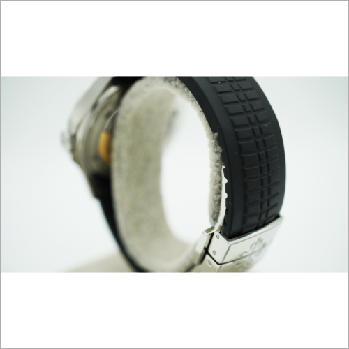 Pre-Owned Patek Philippe Aquanaut 5164A-001 Black Embossed