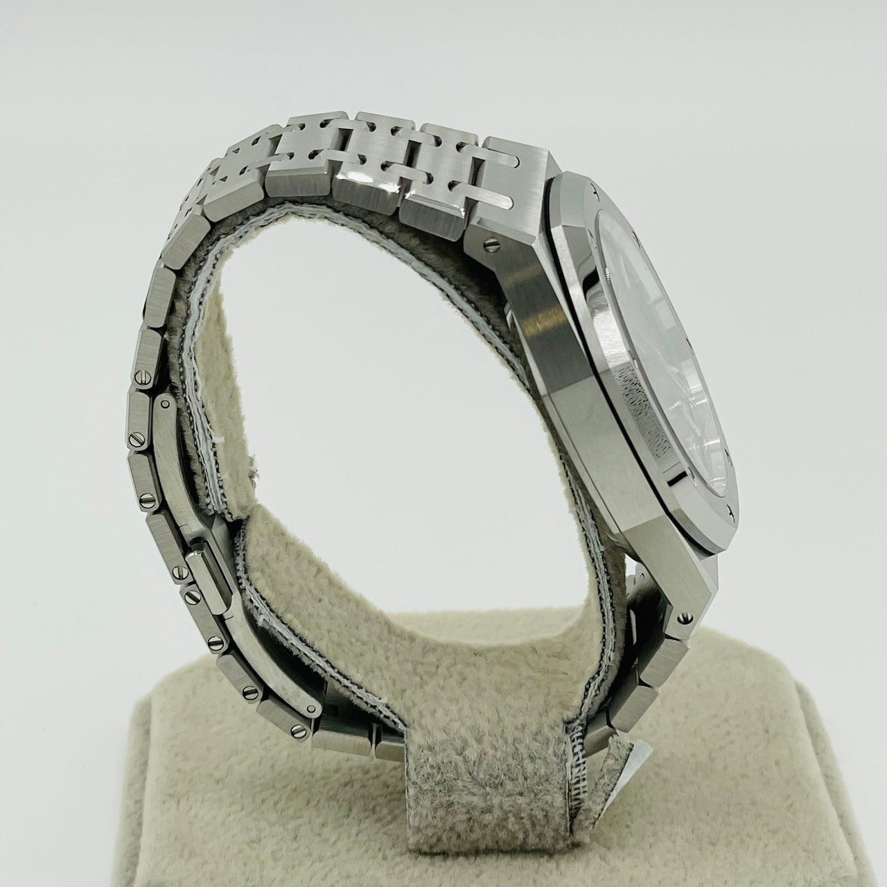 プレオウンド オーデマピゲ ロイヤルオーク グレー 15510ST.OO.1320ST.10