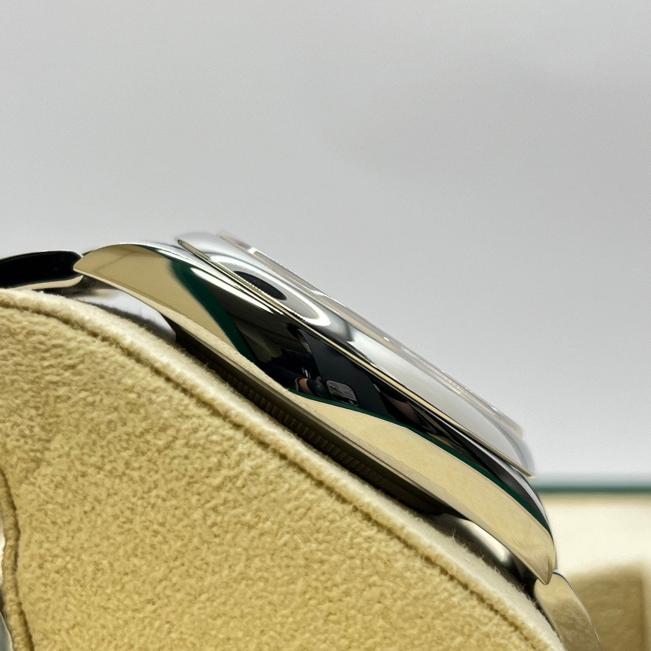 プレオウンド 【あわてんぼうのサンタクロース ♪】ロレックス オイスターパーペチュアル 124300 シルバー 41mm