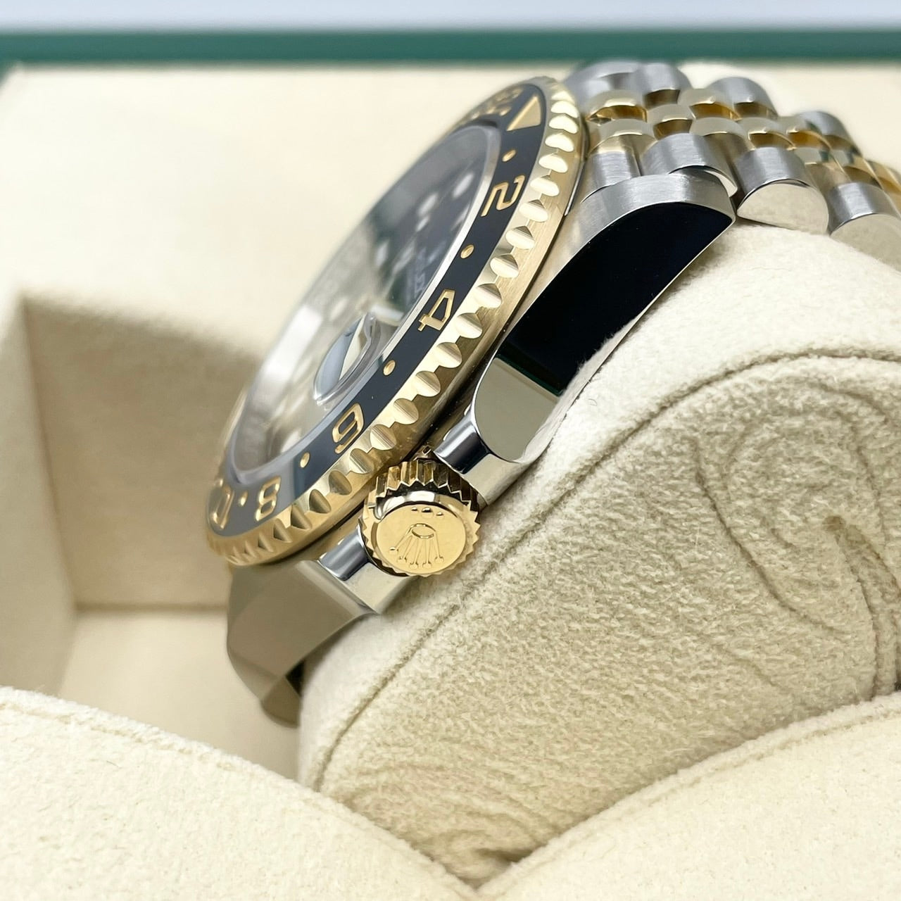 Rolex GMT Master II 126713GRNR Black 40mm