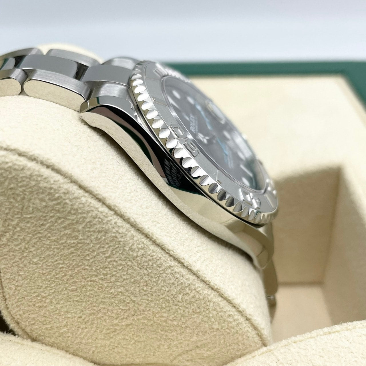 プレオウンド ロレックス ヨットマスター 268622 オイスターブレスレット ダークロジウム 37mm