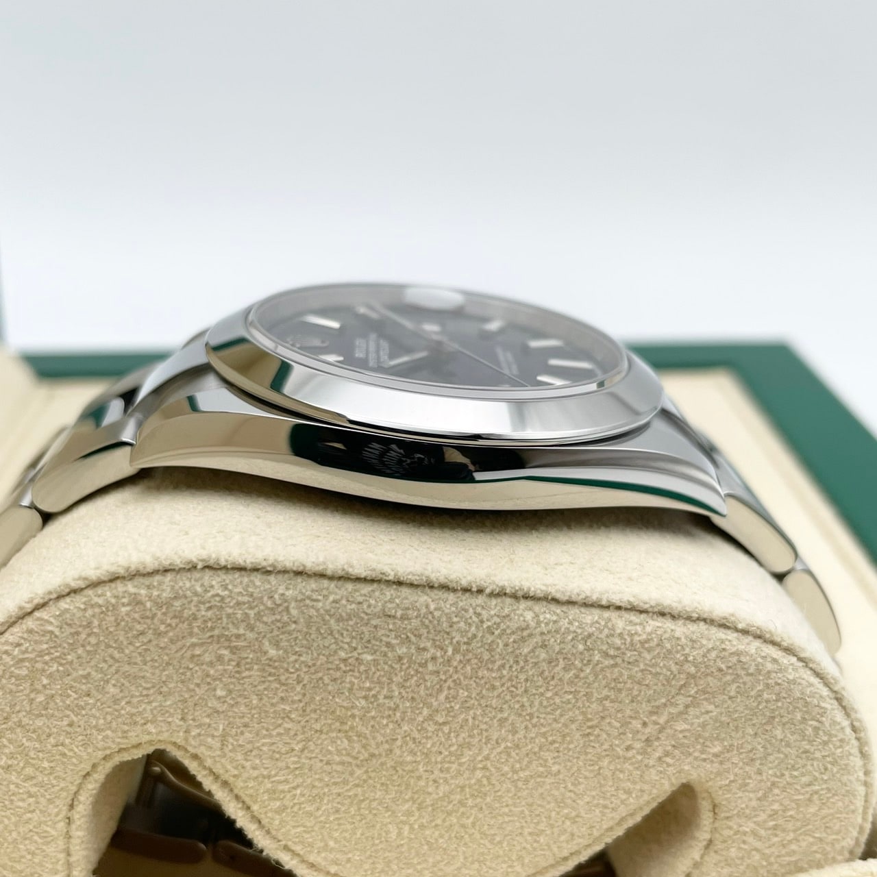 プレオウンド ロレックス デイトジャスト41 126300 ブルー フルーテッドモチーフ オイスターブレスレット 41mm