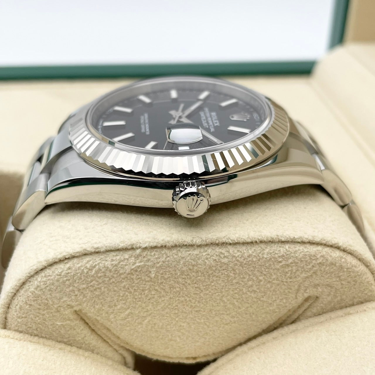 プレオウンド ロレックス デイトジャスト 126334 ブラック 41mm