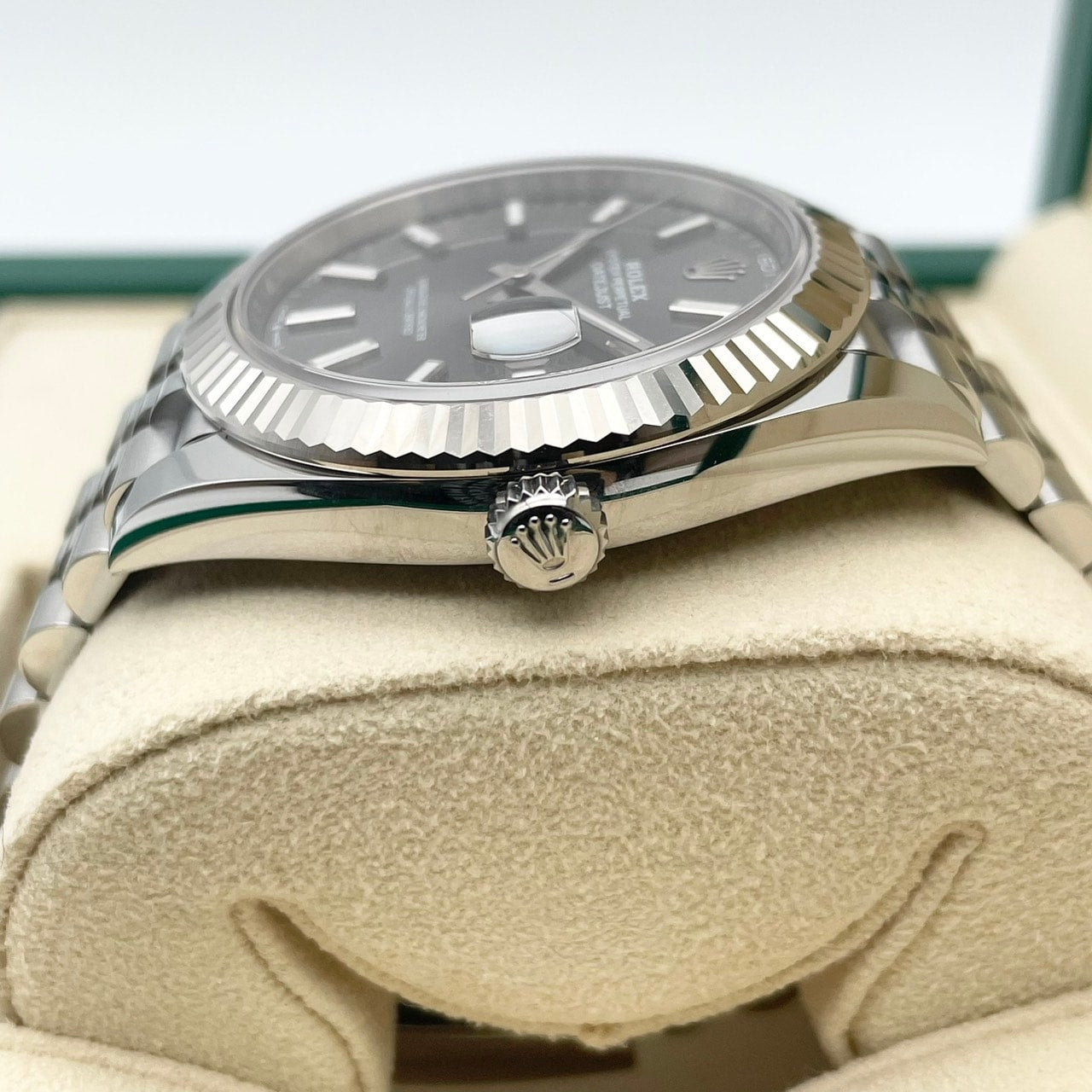 プレオウンド ロレックス デイトジャスト 126334 スレートジュビリーブレスレット 41mm