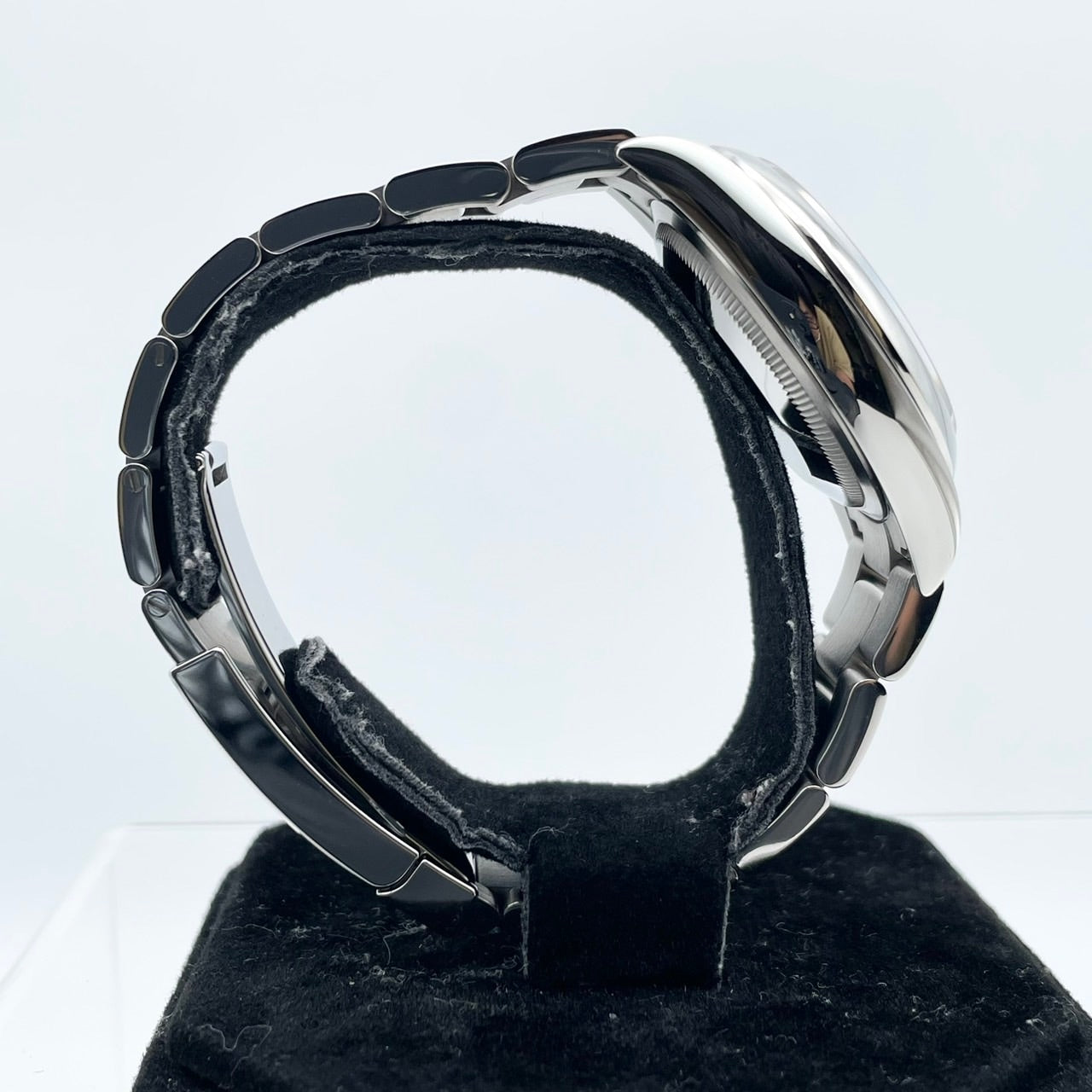 劳力士 Oyster Perpetual 126000 Oyster 表带 亮蓝色 36 毫米