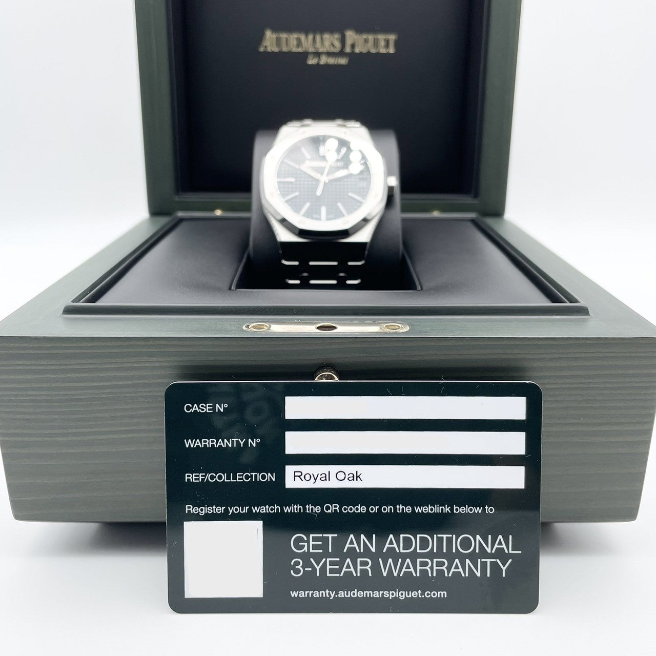 Pre-Owned Audemars Piguet Royal Oak 15510ST.OO.1320ST.09 Khaki Green 41mm