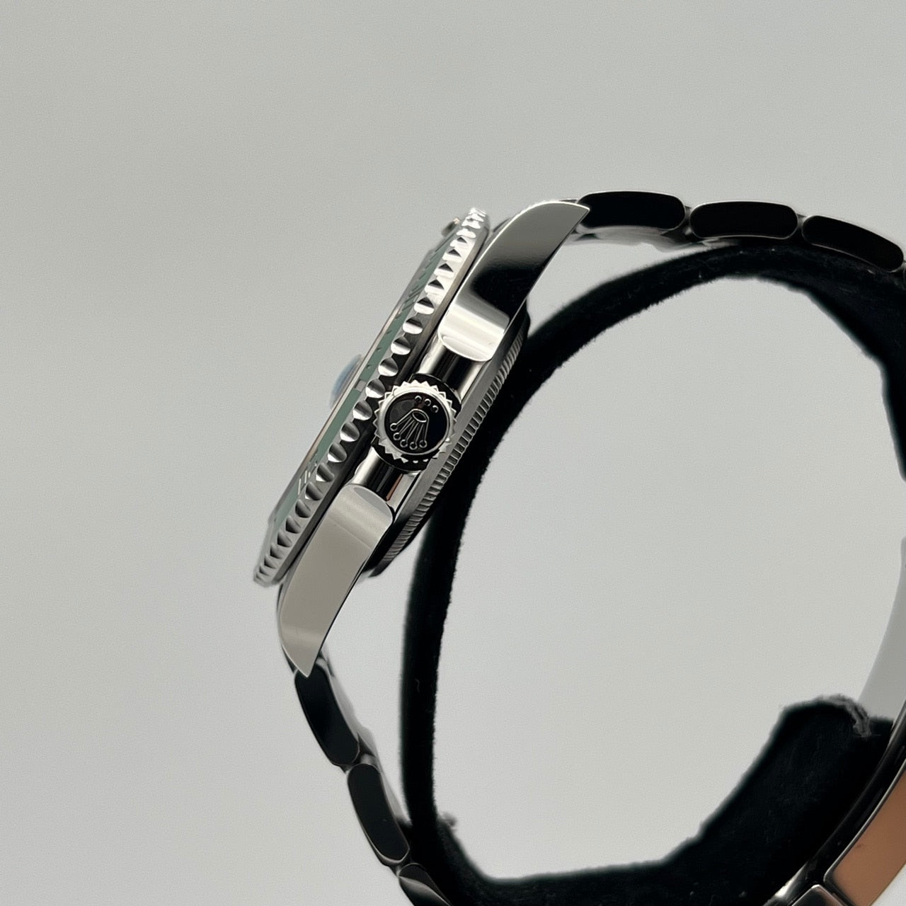 사전 소유 롤렉스 서브 마리너 날짜 126610LV 굴 팔찌 검은 41mm