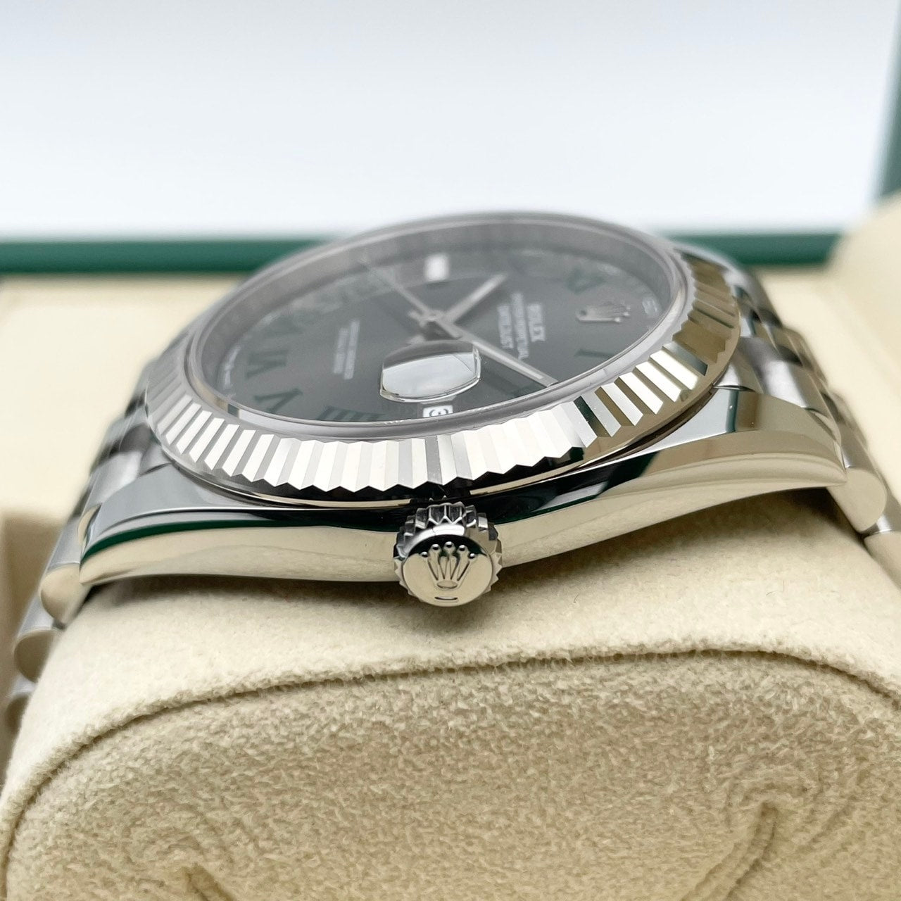 プレオウンド ロレックス デイトジャスト 126334 ミントグリーン オイスターブレス 41mm