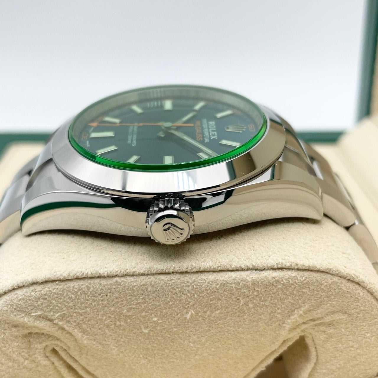 ロレックス ミルガウス 116400GV Zブルー 40mm オイスターブレスレット