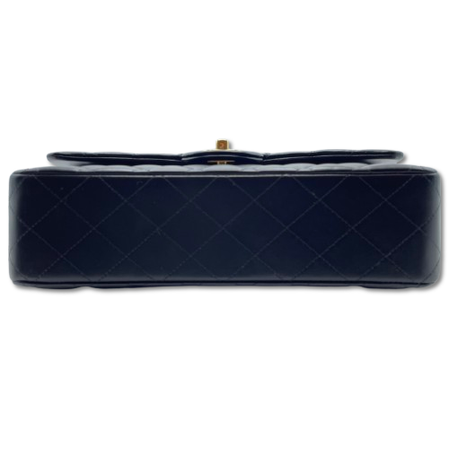 사전 소유의 샤넬 마텔라스 W25 Black Lambskin Gold 하드웨어