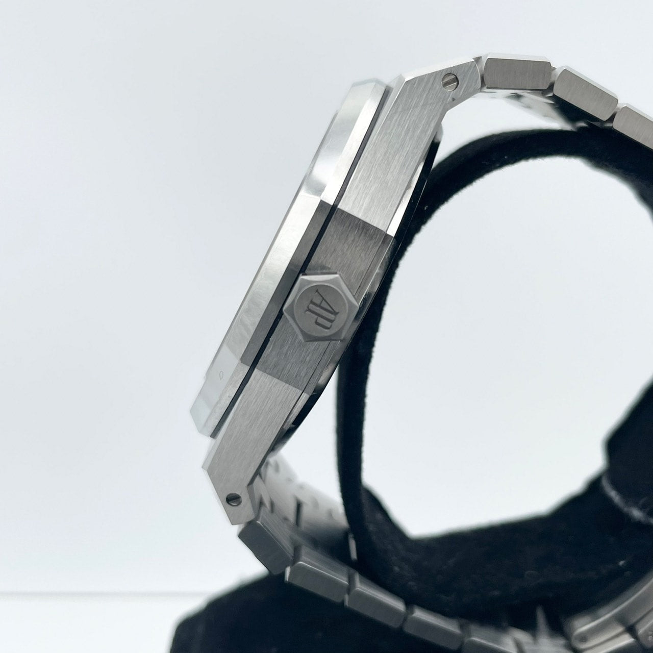 [50 주년 기념 로터 장착 모델! Audemars Piguet Royal Oak Grey 15510st.oo.1320st.05 41mm