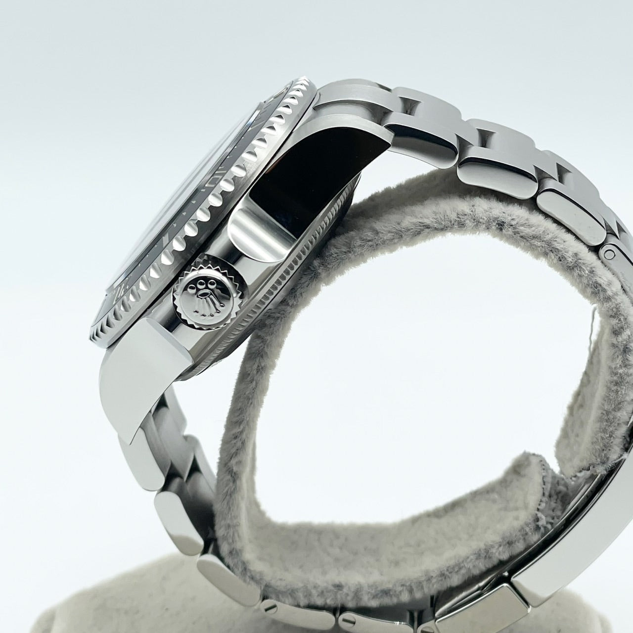 プレオウンド ロレックス ディープシー 136660 Dブルー オイスターブレスレット 44mm