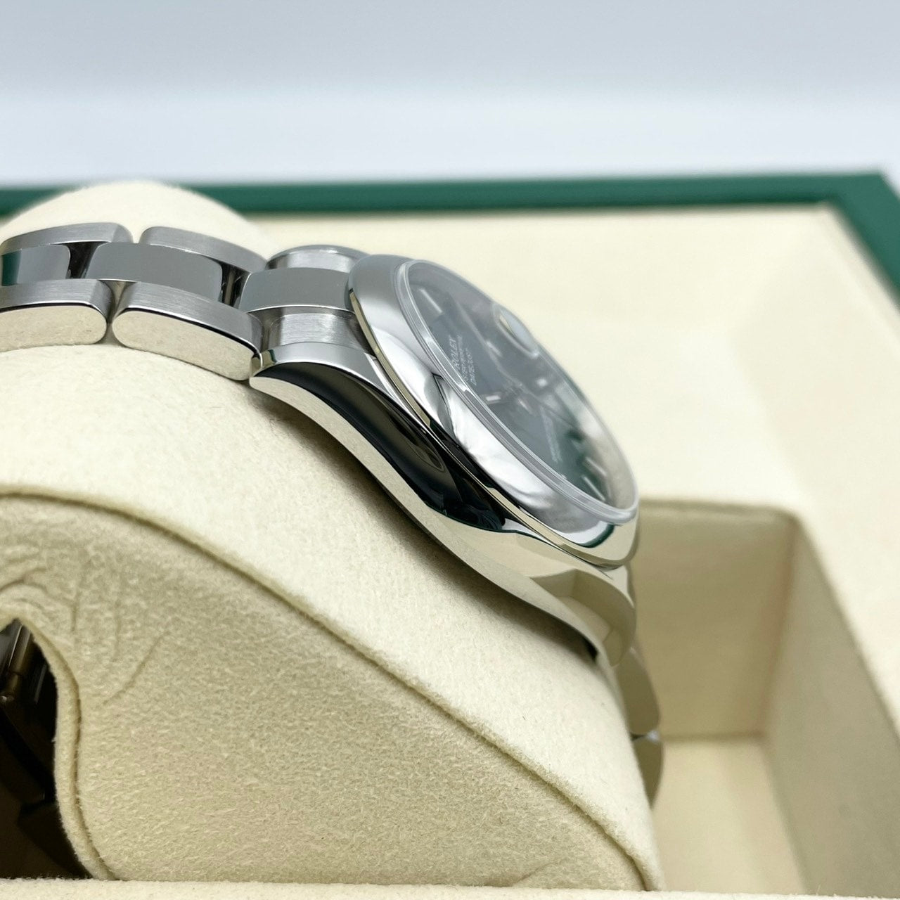プレオウンド ロレックス デイトジャスト 278240 ミントグリーン オイスターブレス 31mm
