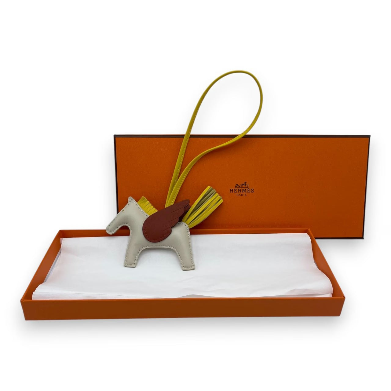 プレオウンドエルメス ペガサスチャーム PM クレ/ジョーヌナプル/キュイーブル B刻印