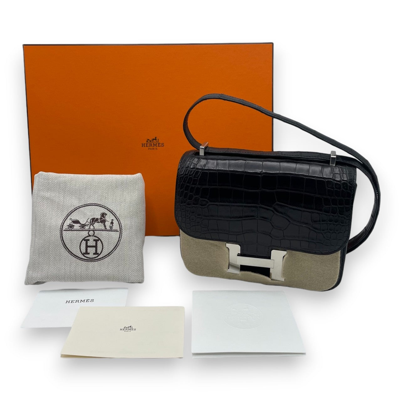 プレオウンドエルメス コンスタンスミニ 18 ノワール アリゲーターマット シルバー金具 Y刻印