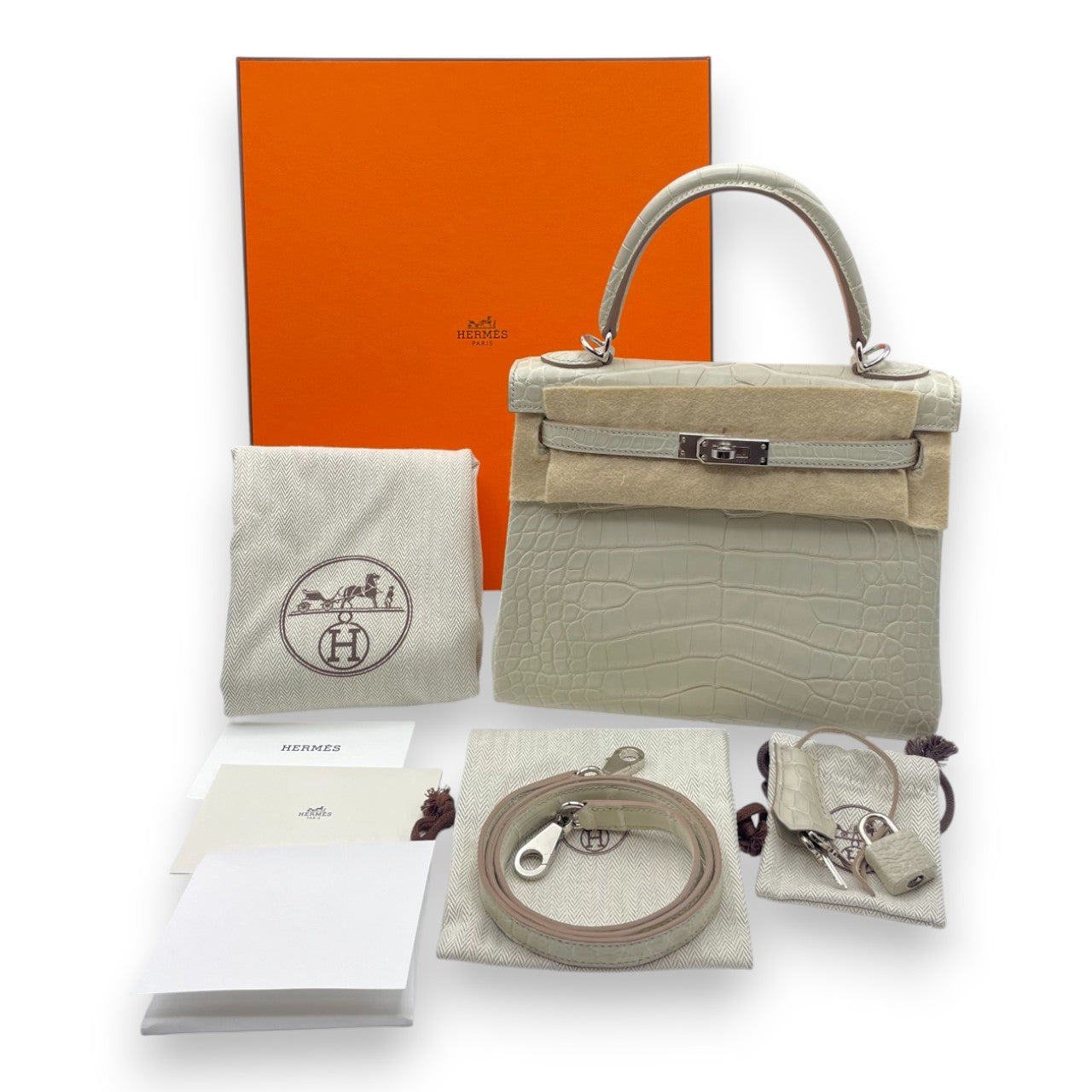 プレオウンドエルメス ケリー 25 べトン アリゲーターマット シルバー金具 B刻印