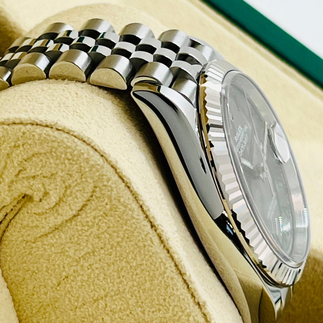 プレオウンド ロレックス デイトジャスト 126234 スレートローマン ジュビリーブレス 36mm