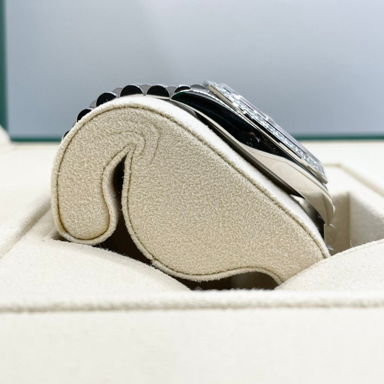 プレオウンド ロレックス デイデイト 228396TBR メテオライト プラチナ ダイヤベゼル 40mm