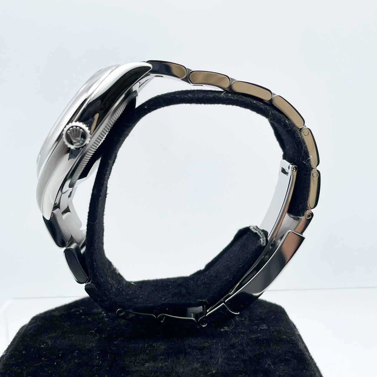 劳力士 Oyster Perpetual 126000 Oyster 表带 亮蓝色 36 毫米
