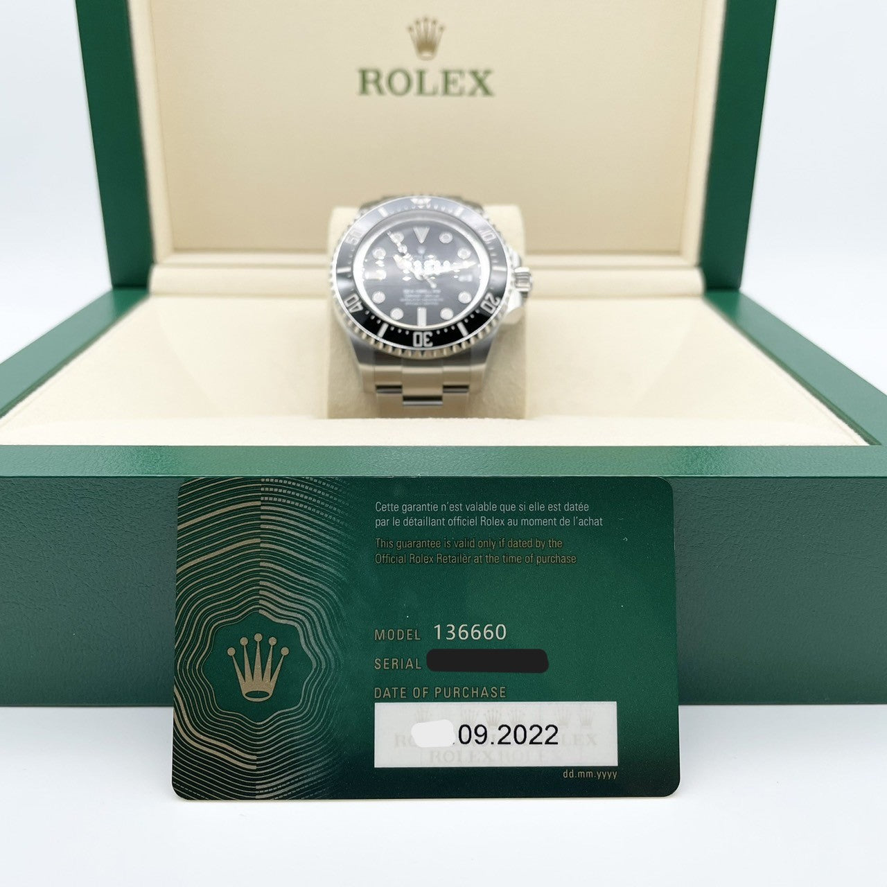 プレオウンド ロレックス シードゥエラーディープシー 136660 ブラック オイスターブレスレット 44mm
